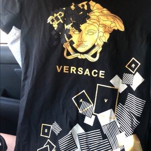 Versace Men’s XL t-shirt